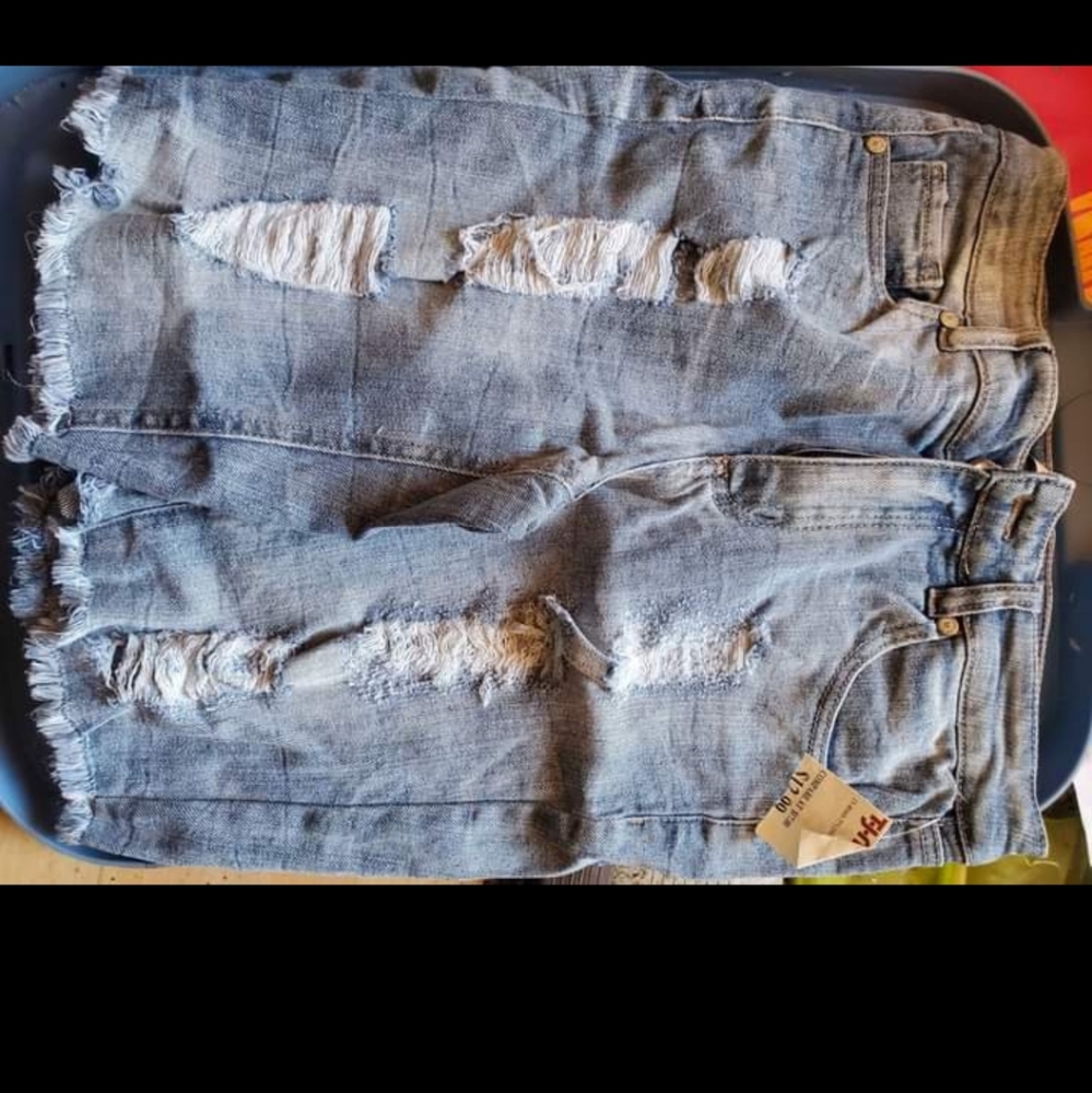 Highway size 3 shorts